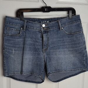 Apt. 9 Women's Classic Blue Jean Shorts